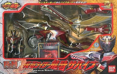 Amazon | 仮面ライダー龍騎サバイブ R＆M6 | ベルト・なりきり